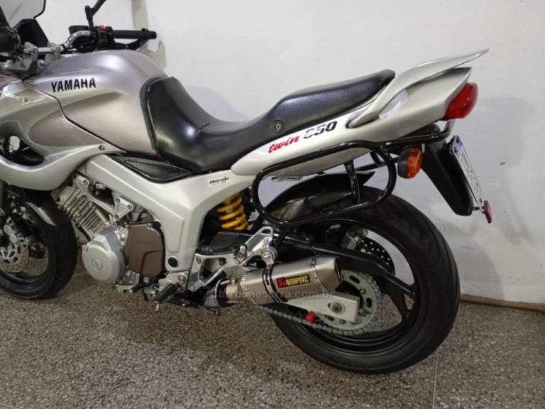 YAMAHA - TDM - 2000/2000 - Preta - R$ 21.900,00