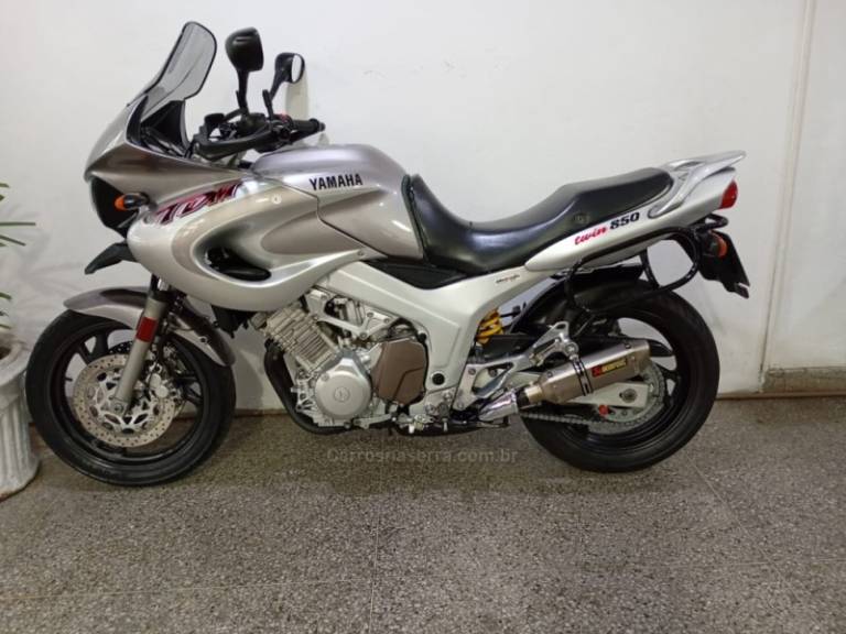 YAMAHA - TDM - 2000/2000 - Preta - R$ 21.900,00