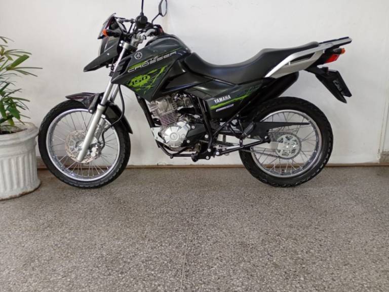 YAMAHA - XTZ - 2014/2015 - Cinza - R$ 14.990,00